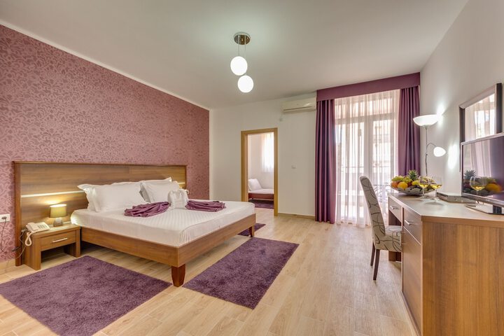 Room 20 of 29