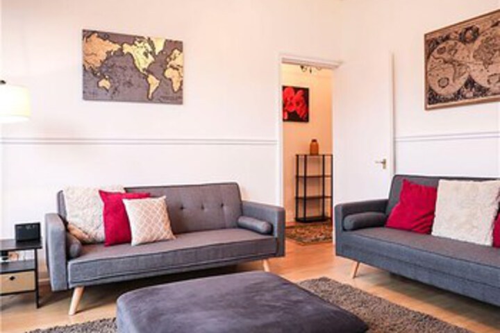 Room 3 of 20