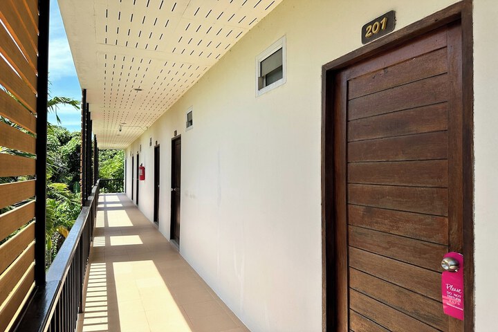 Room 16 of 26