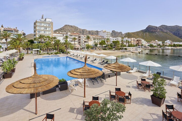 Pools & Facilities