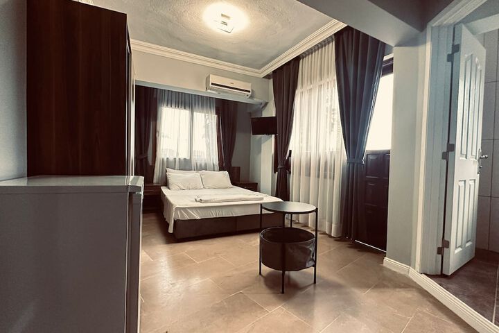 Room 9 of 55