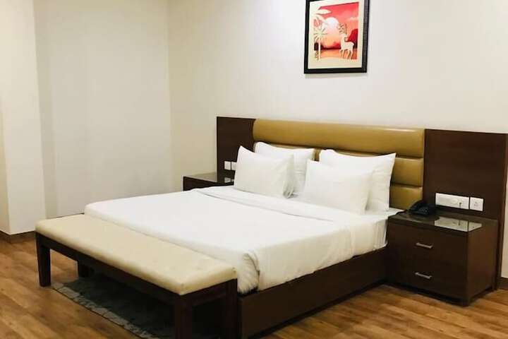 Room 3 of 6