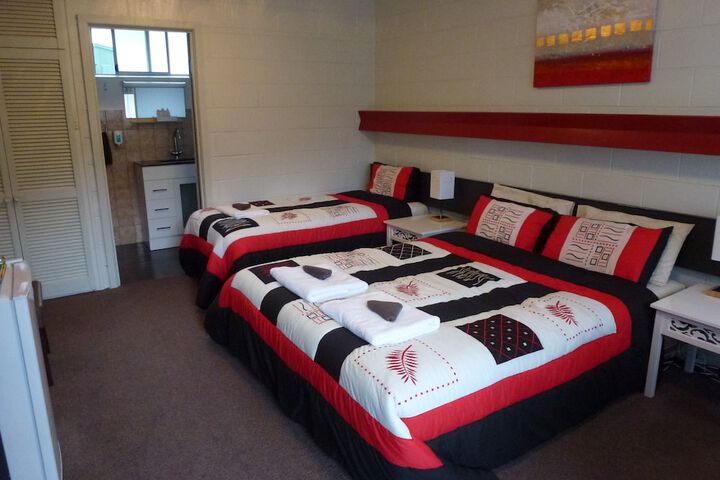 Room 2 of 123