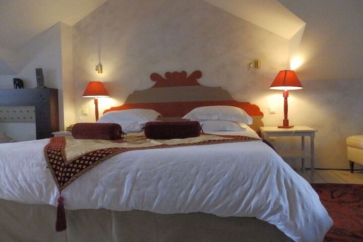 Room 12 of 68
