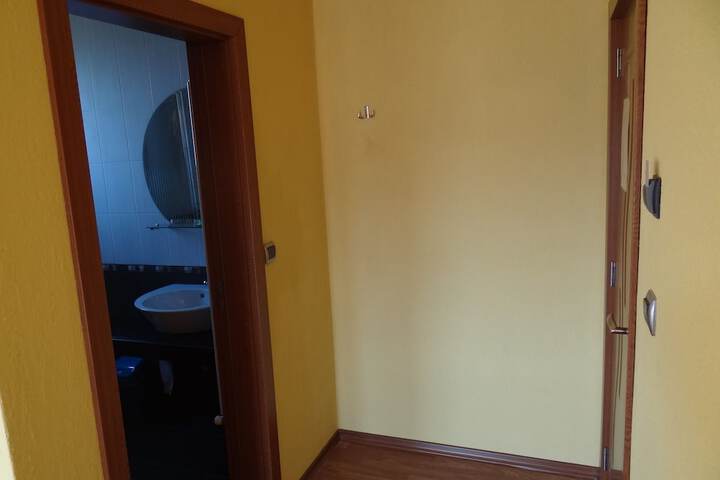 Room 8 of 21