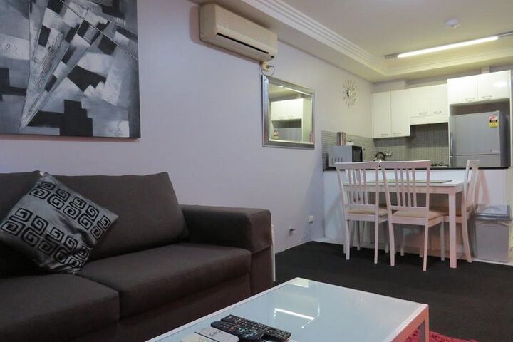 Room 8 of 22