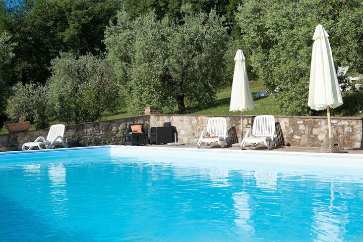 Pool 113 of 157