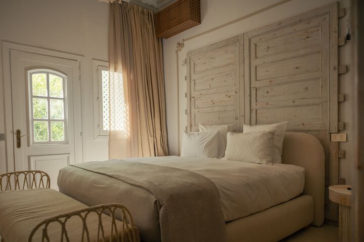Room 43 of 152