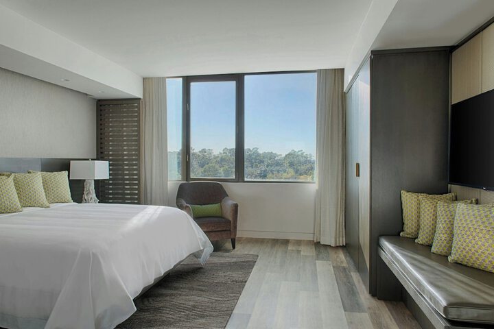 Room 21 of 199