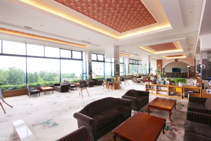 Hotel Lobby