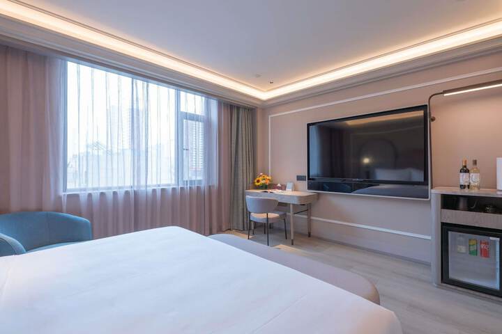 Room 7 of 40
