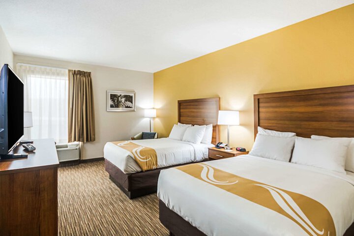 2 Double Beds (5 of 11)