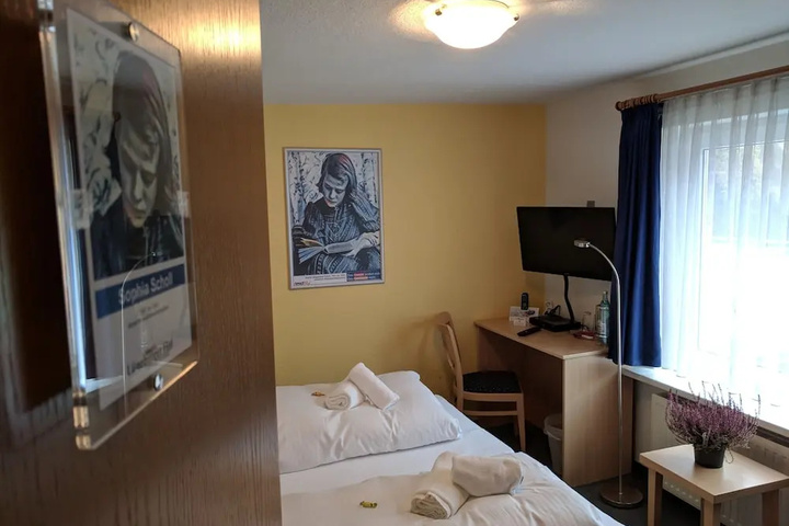 guest_rooms