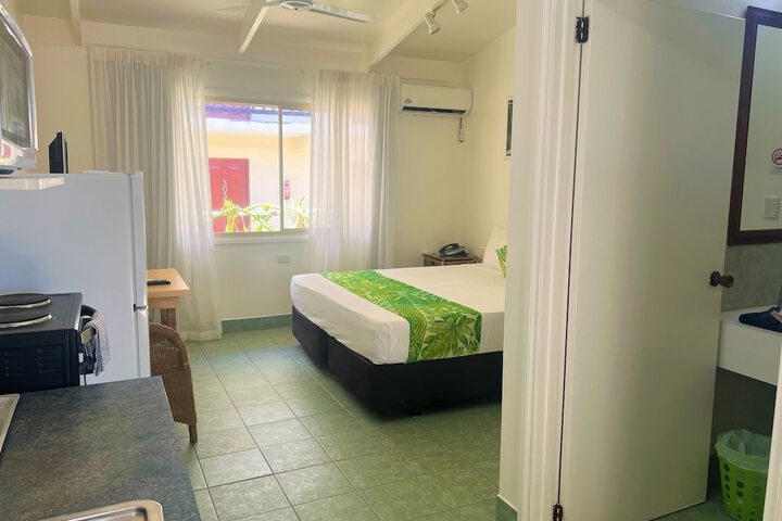 Room 7 of 73