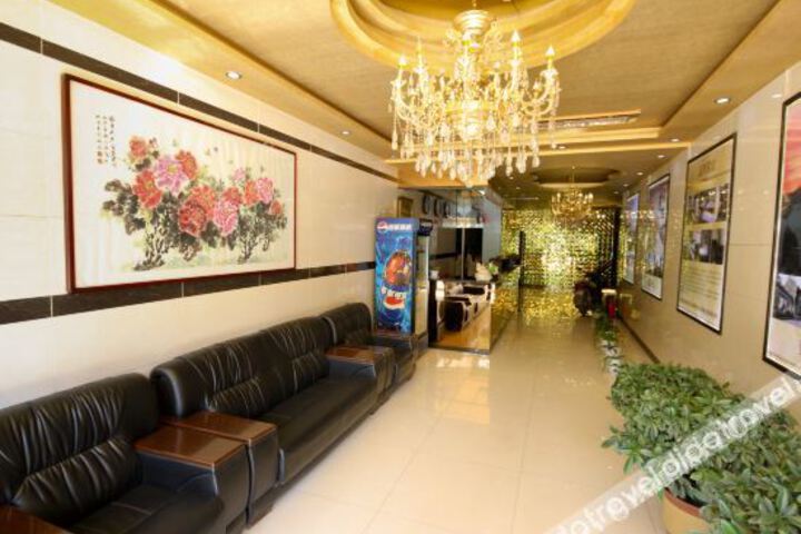 Hotel Interior 18 of 37