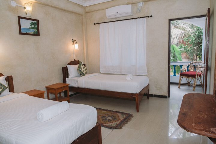 Room 16 of 49