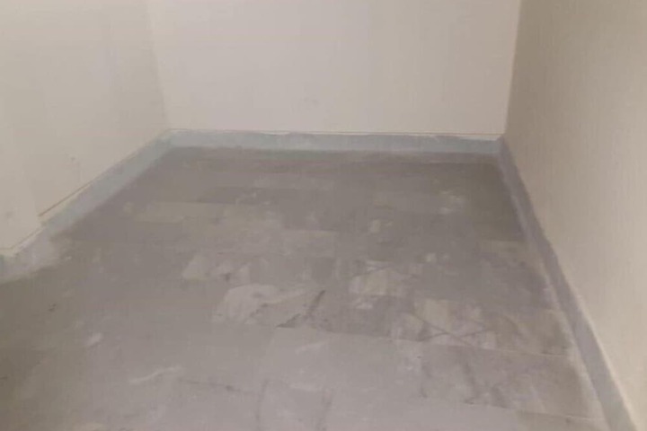 Room 4 of 6