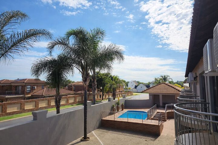 Pools & Facilities