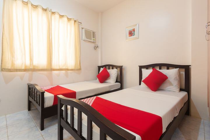 Room 8 of 23
