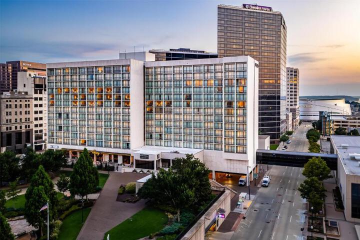 Exterior of Hyatt Regency Tulsa