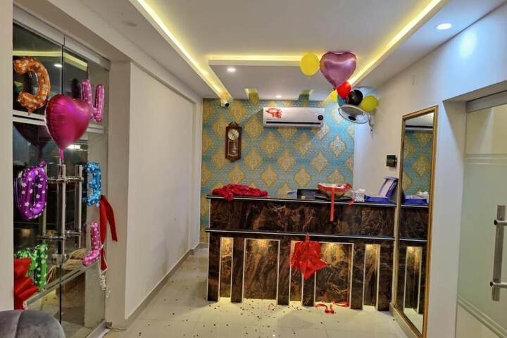 Red Fort Hotel Gulberg