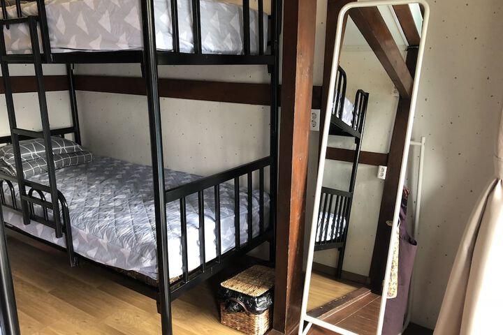 Room 14 of 47