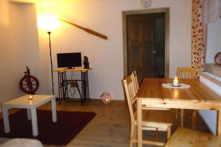 Room 3 of 16