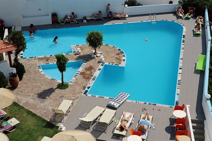 Pool Hotel