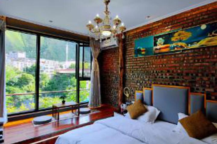 Room 22 of 23