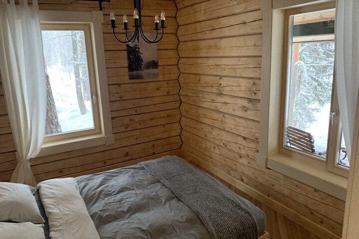 Room 5 of 90
