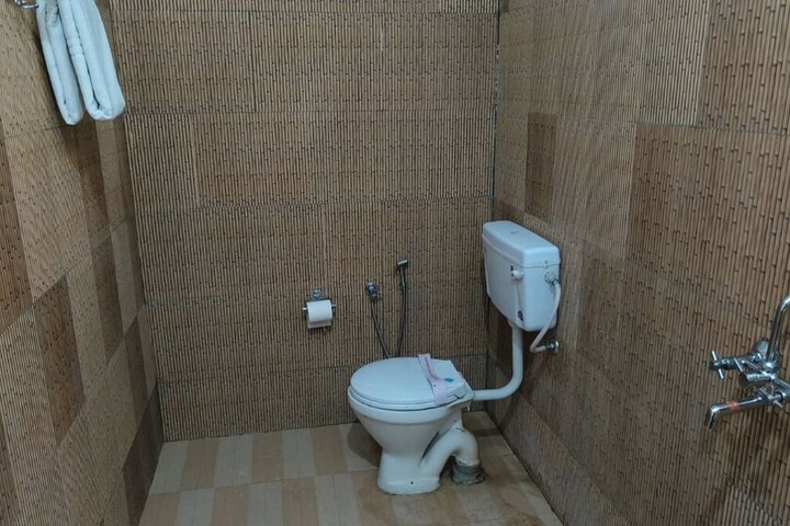 Room 23 of 39