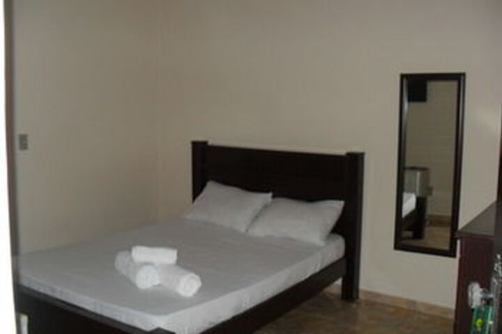 Room 11 of 23