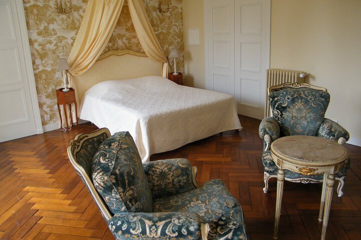 Room 7 of 60