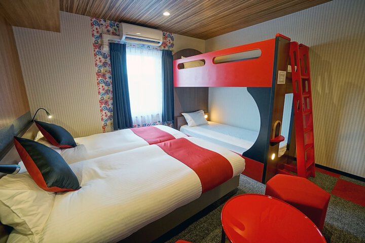 Room 16 of 58