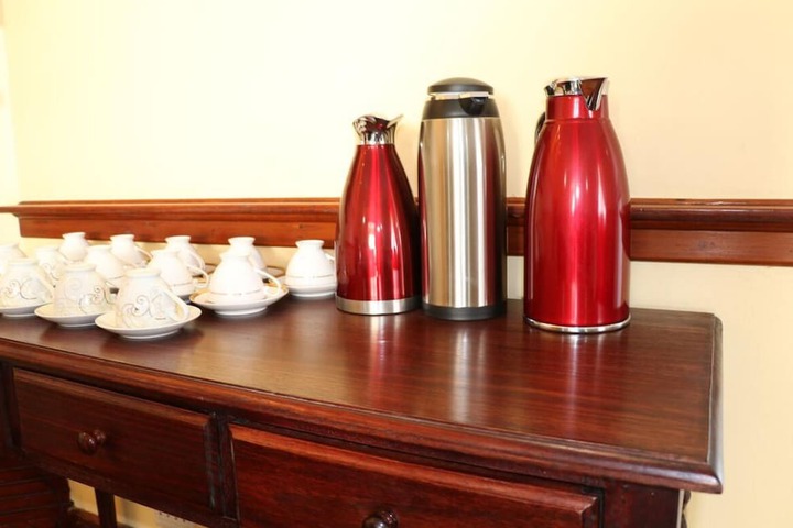 Breakfast/Coffee Service 21 of 31