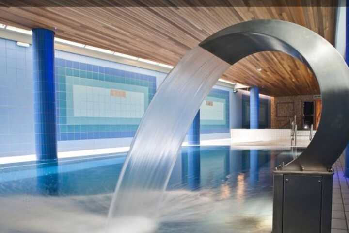 Pools & Facilities