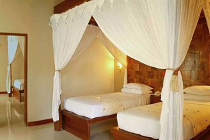 Room 9 of 21