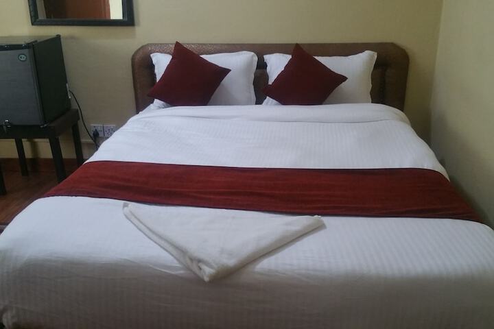Hotel Holy Temple Tree & Chautari Cafe