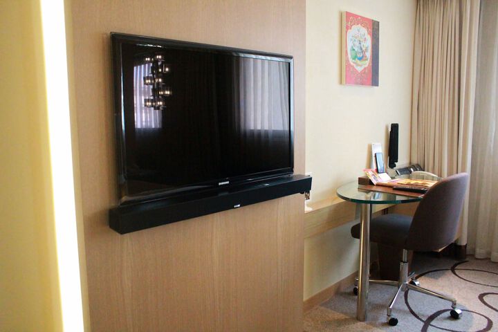 Room 34 of 93