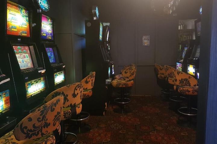Room 12 of 17