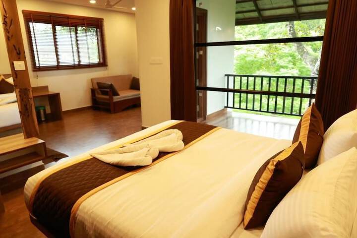 Room 4 of 21