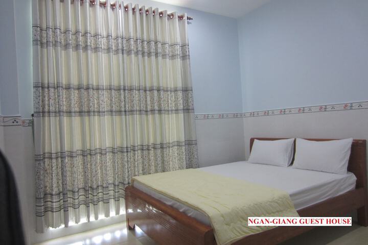 Room 10 of 55