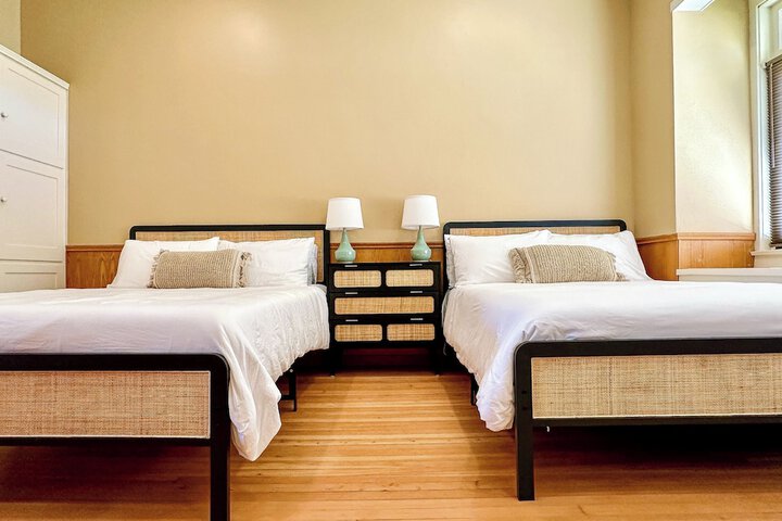 Room 12 of 53