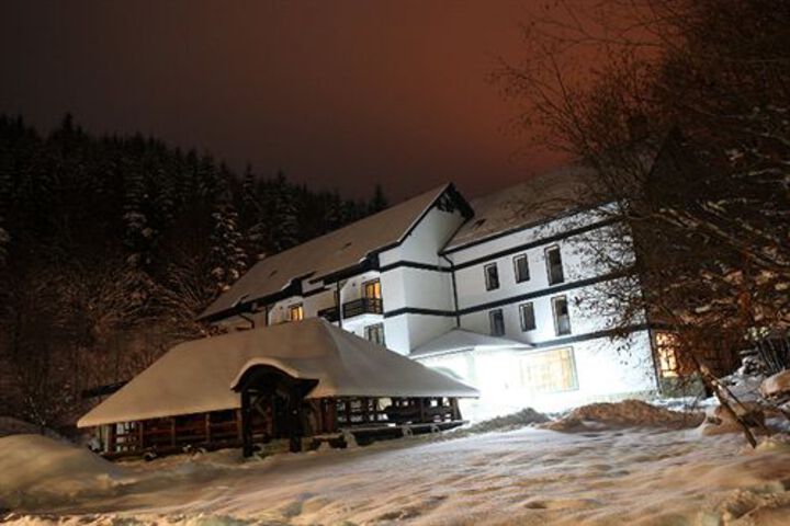 Hotel 9 of 38