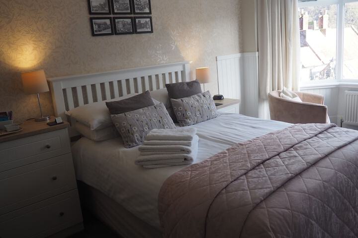 Room 8 of 30