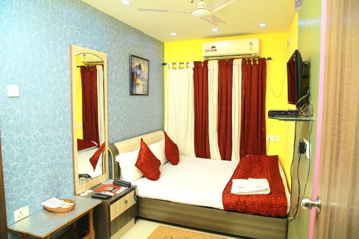 Room 15 of 62