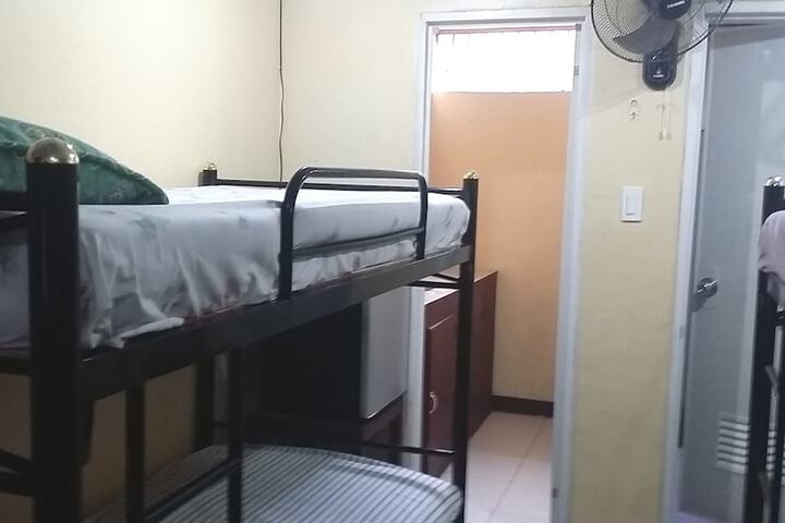 Room 31 of 38