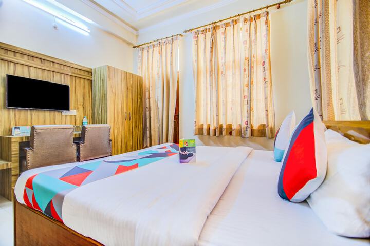 Room 15 of 18