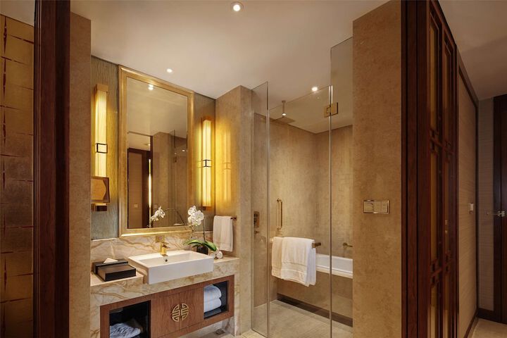 Room 20 of 61