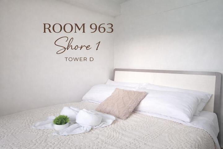963 D shore 1